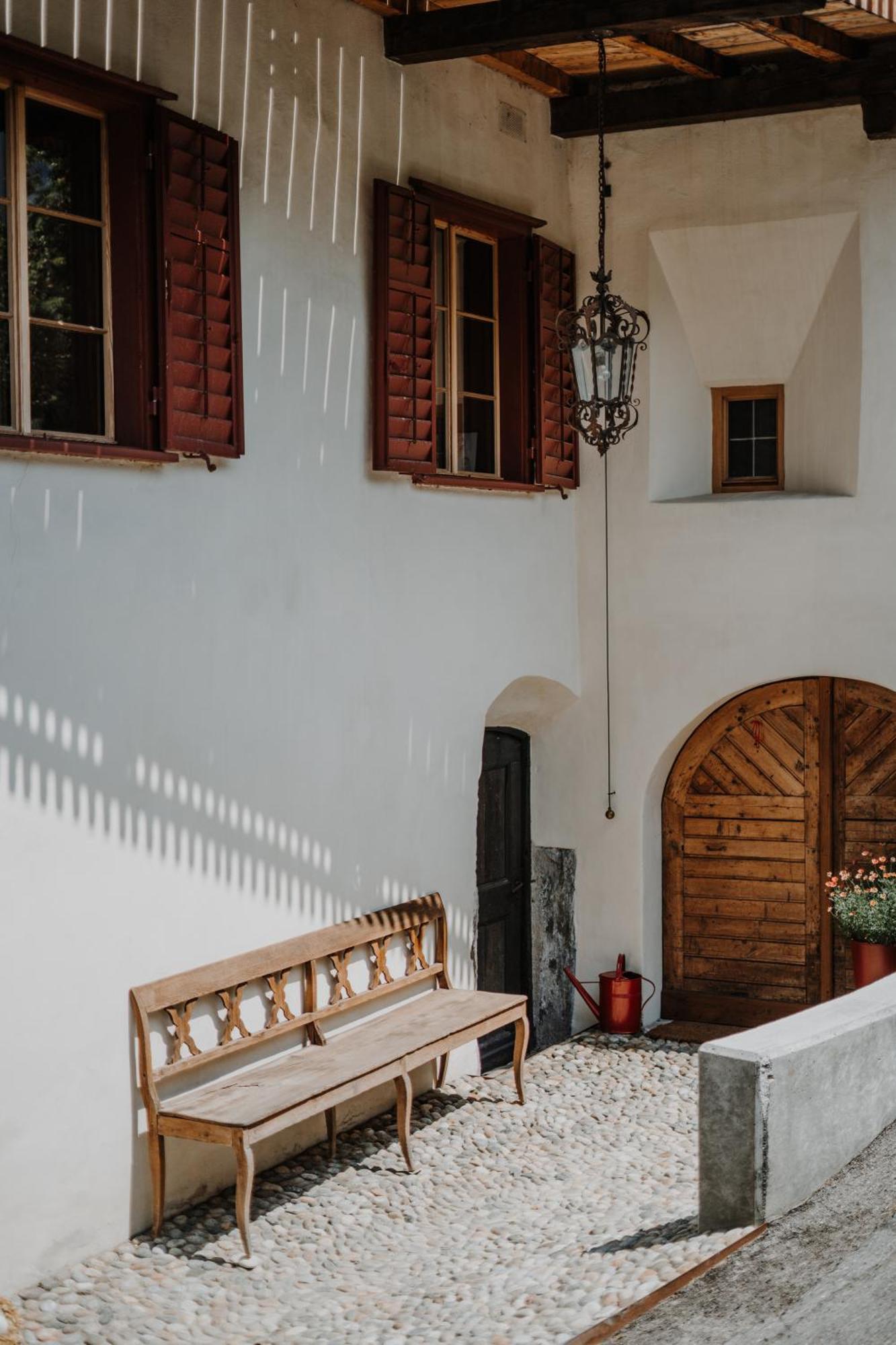 Hotel Zum Riesen Historic Refugium Laces Exterior foto